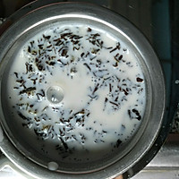 伯爵奶盖茶的做法图解1