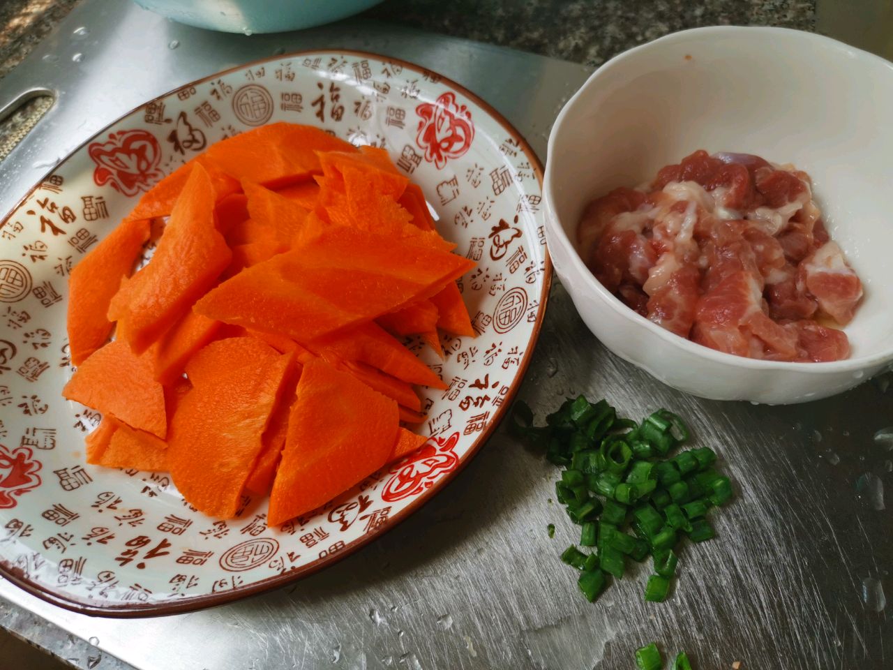 酸辣萝卜泡菜,酸辣萝卜泡菜的家常做法 - 美食杰酸辣萝卜泡菜做法大全
