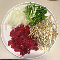 干炒牛河的做法图解1