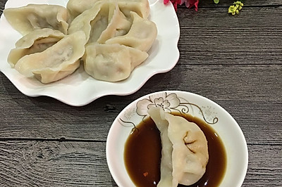 猪肉酸菜馅水饺