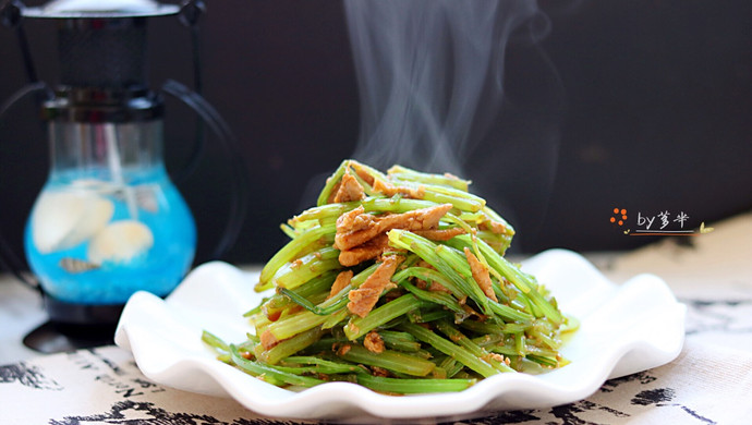 芹菜炒肉丝