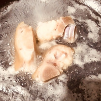 蒸汽版——腐乳炖猪蹄花生的做法图解2