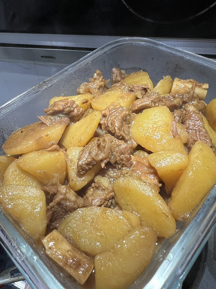 土豆炖牛腩的做法