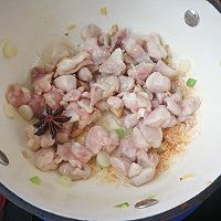 #加油 卡塔尔#香菇鸡丁煮米线的做法图解6