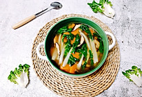 奶白菜蘑菇南瓜汤  #花10分钟，做一道菜！#的做法