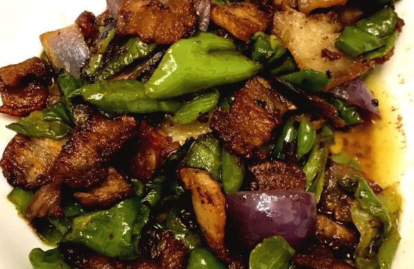 暖冬菜～青椒回锅肉