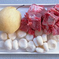 #食在幸福年 总有新花样#雪梨马蹄炖猪骨汤的做法图解1