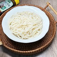 #万物皆可搭#10分钟快手美味早餐：火腿鸡蛋打卤面，拌面的做法图解8