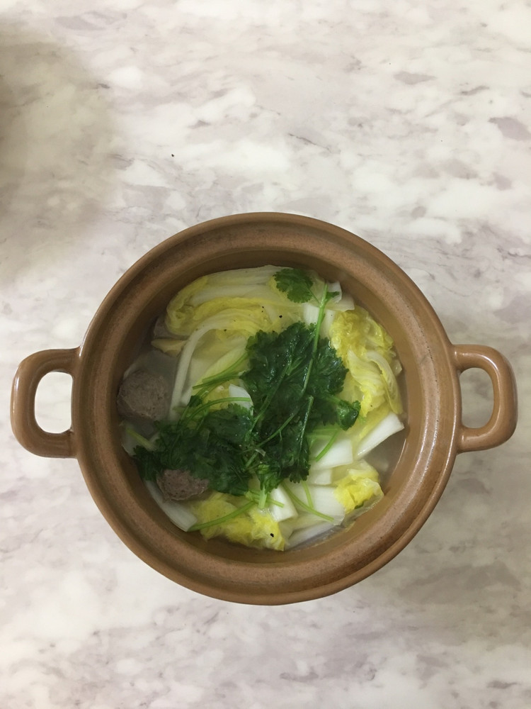 海鲜牛丸蔬菜汤的做法