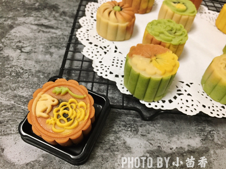 桃山皮月饼（黑芝麻五仁馅）的做法
