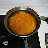 西红柿鸡蛋挂面汤的做法图解5