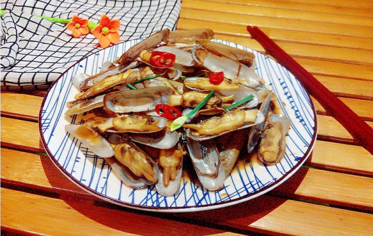 酱炒蛏子的做法