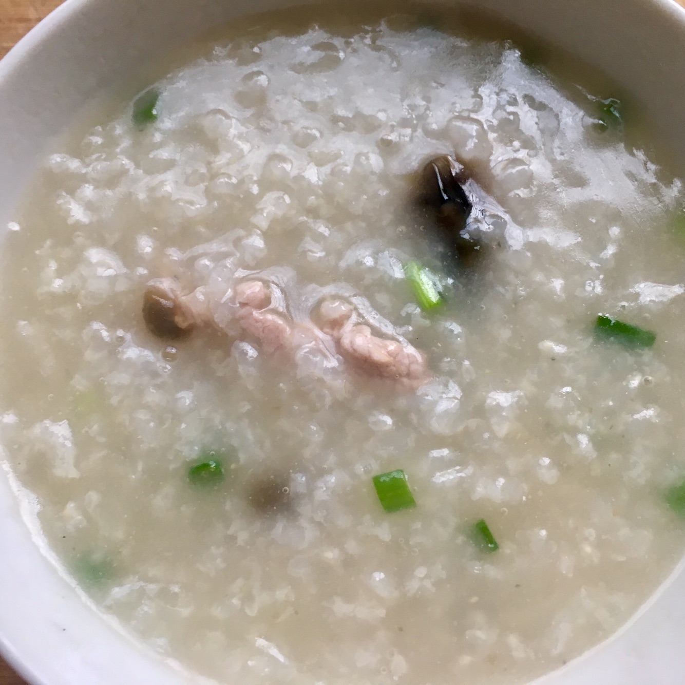 Congee with preserved egg and lean meat