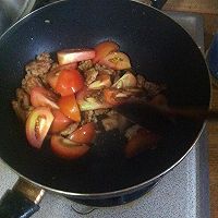 茄汁肉沫炖金针菇的做法图解5