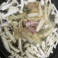 白玉菇炒咸肉的做法图解8