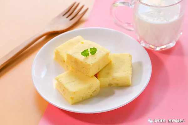 雪梨酸奶糕 宝宝辅食食谱