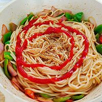 美味炒意大利面的做法图解6