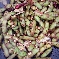 孜然香辣毛豆的做法图解2