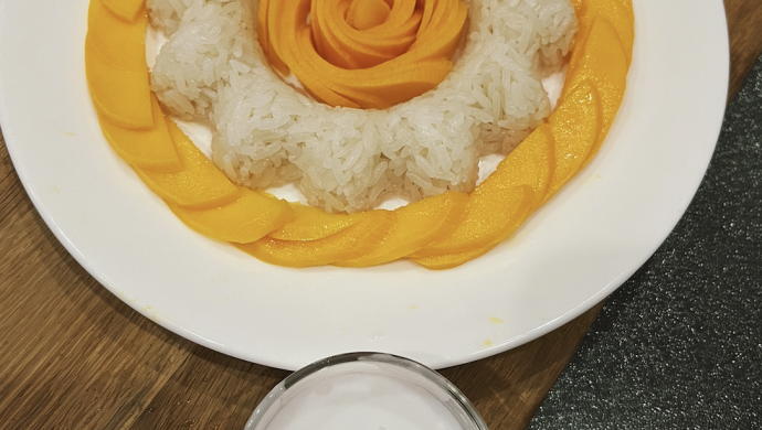 椰汁糯米芒果饭