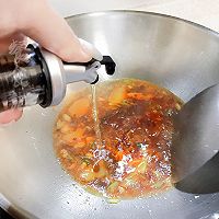 【豆瓣鱼】明星黄磊教你做鱼最好吃的做法的做法图解8