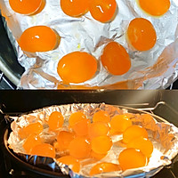 蛋黄酥月饼的做法图解2