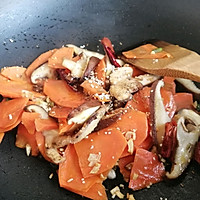 #憋在家里吃什么#全素营养餐香菇木耳胡萝卜的做法图解4