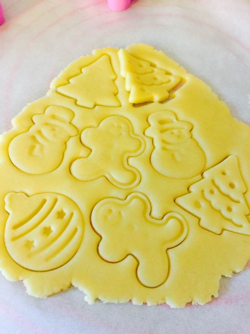 圣诞糖霜饼干#寻找爱仕达面点女王#的做法图解6