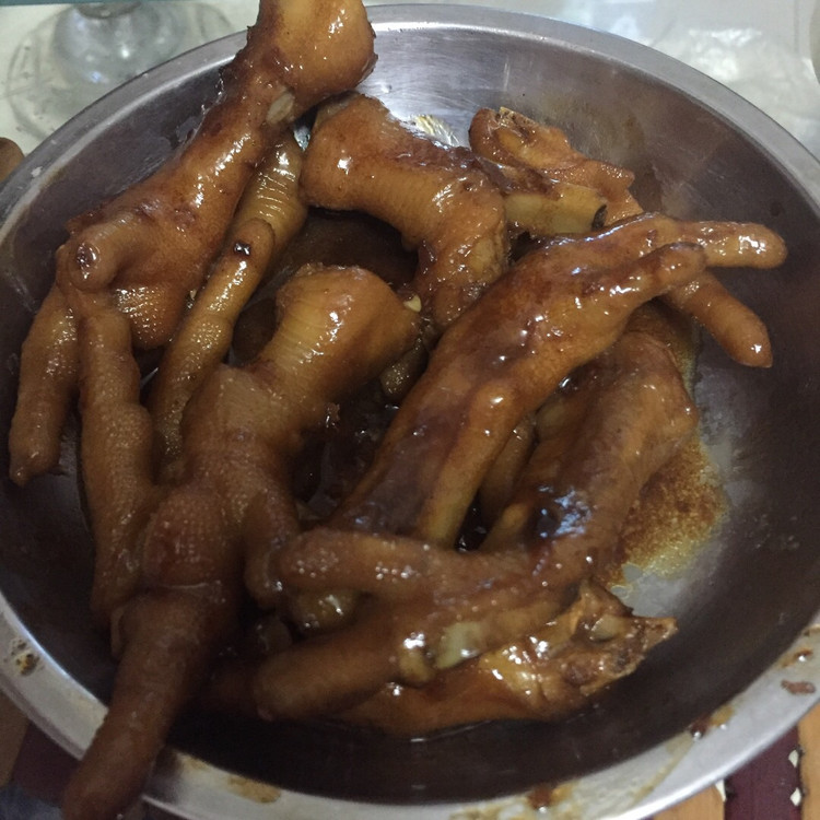 酱油鸡脚的做法