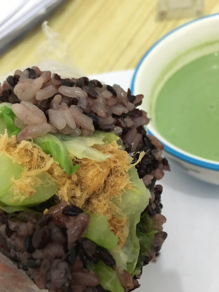 早餐糯米饭团的做法图解7