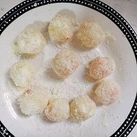 自制宝宝健康无添加辅食奶香椰丝土豆球的做法图解6