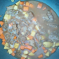 土豆烩牛肉的做法图解6
