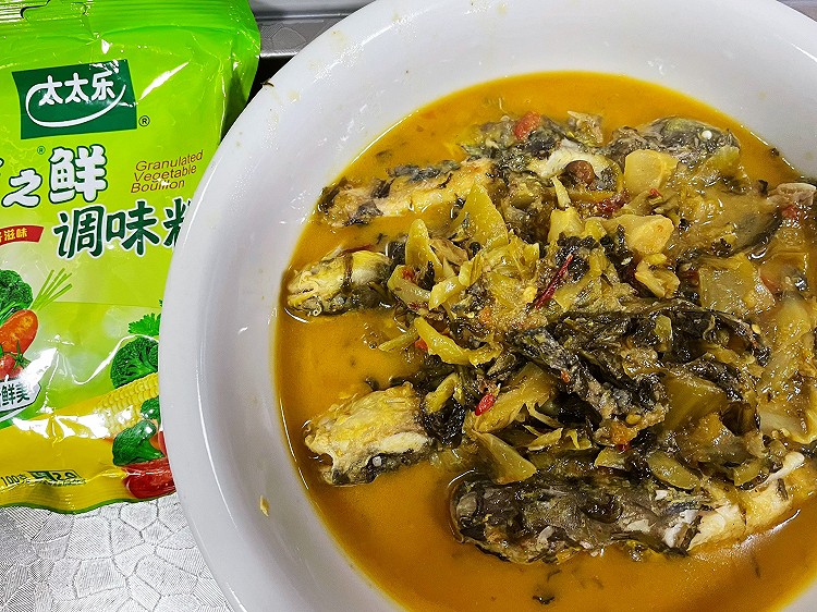 酸菜昂刺鱼的做法