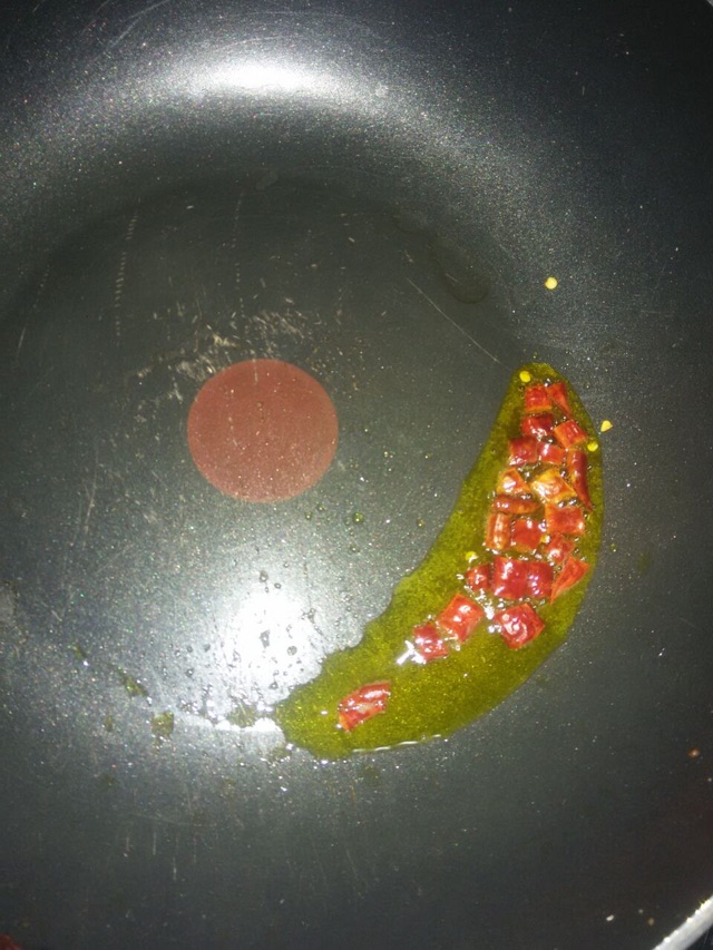蒜薹炒腊肉的做法图解3