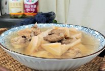 #米饭最强CP#莲藕排骨汤的做法