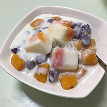 酸奶鲜芋仙