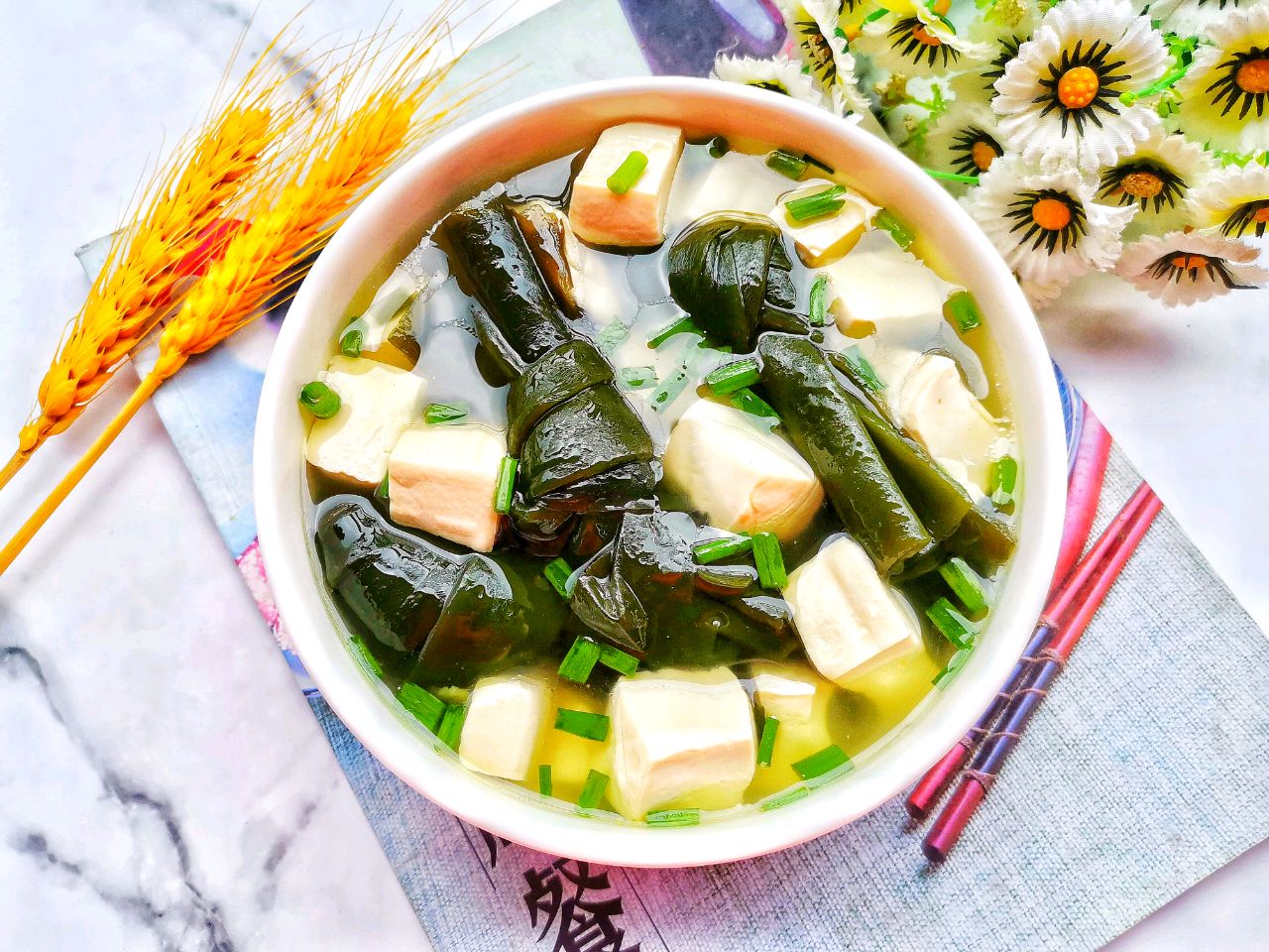 嫩豆腐海带汤怎么做_嫩豆腐海带汤的做法_豆果美食