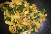 茭白炒肉片的做法