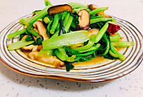 香菇炒青菜的做法