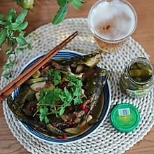 鸡尾青瓜仔炖黄骨鱼