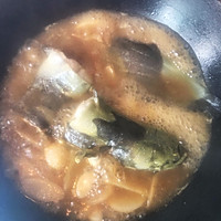 狮家泡菜焖鲶鱼的做法图解7