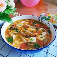 #福气年夜菜#西红柿豆腐菌菇汤的做法图解17