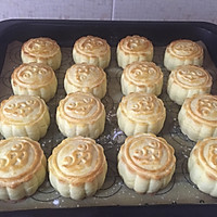 2016改•半岛酒店「奶黄月饼」的做法图解21