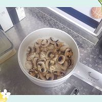 【减脂期美食】芦笋口蘑鸡胸肉的做法图解5