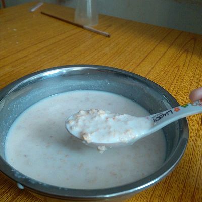 懒人早餐有营养又好吃麦片牛奶