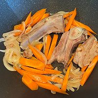手抓羊排饭（电饭锅版）#为爱下厨 七夕橄浪漫#的做法图解8
