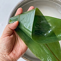 不漏一粒米的红豆沙牛角粽的做法图解4