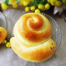 美味可爱的奶黄馅蜗牛面包#九阳烘培剧场#
