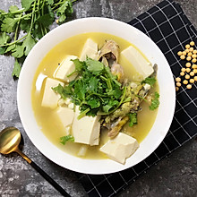 #快手又营养，我家的冬日必备菜品#昂刺鱼豆腐汤