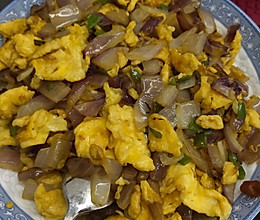 尖椒洋葱炒蛋的做法