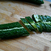 黄瓜拌豆腐丝的做法图解1